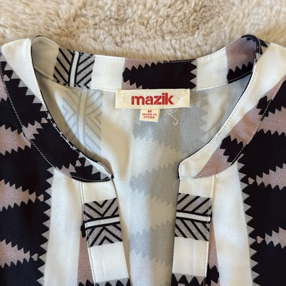 Mazik Black and White Long mid sleeve Dress - Picture 4 of 6